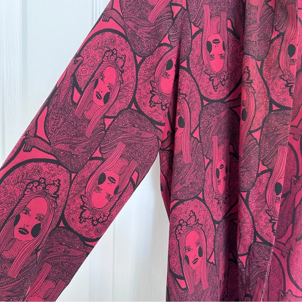 Simons Icone Red Gothic Longsleeves - Picture 3 of 14